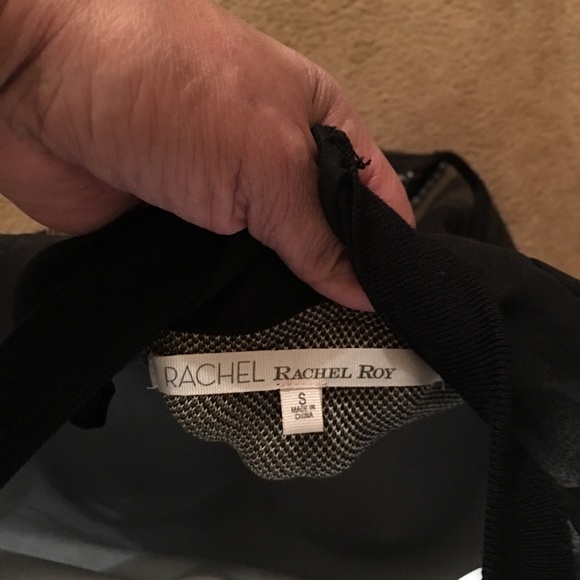 🔥RACHEL ROY ABSOLUTELY BEAUTIFUL SLITS BACK DOWN - Picture 5 of 5